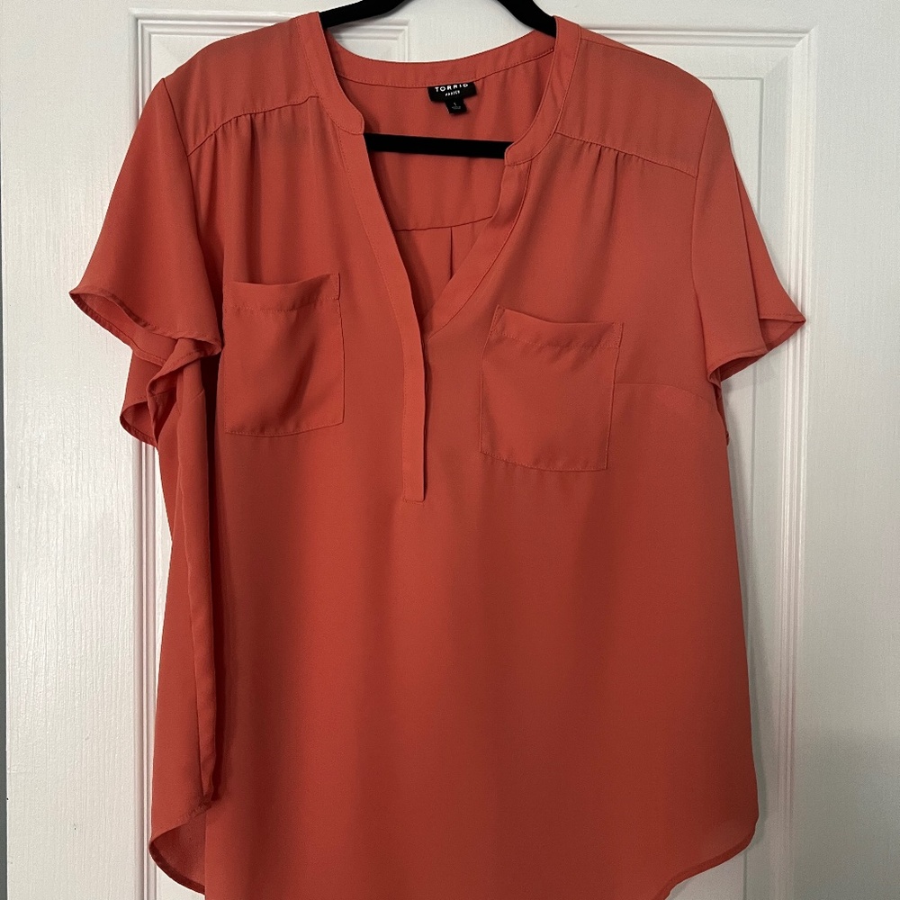 Torrid Harper Georgette Pullover Flutter Sleeve Blouse Size 1 1X 14-16
